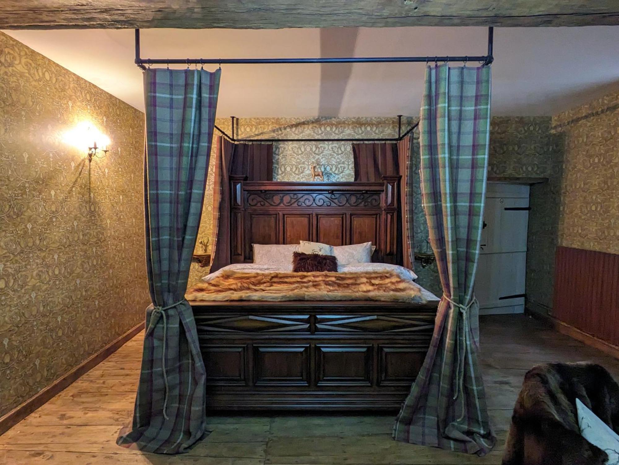 Chateau De Sauge Saivres ภายนอก รูปภาพ